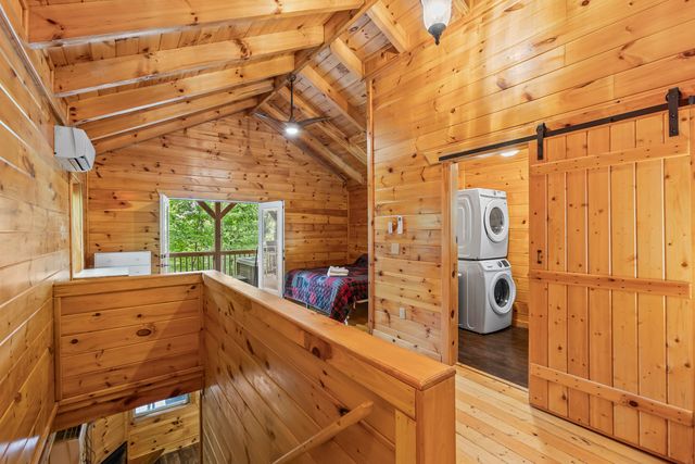 480 Village Drive, Campton, KY 41301