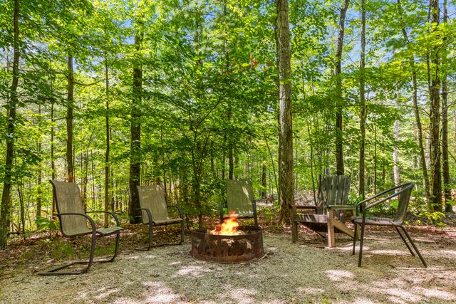 480 Village Drive, Campton, KY 41301