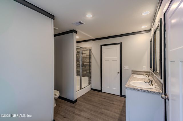 541746 LEM TURNER Road, Callahan, FL 32011