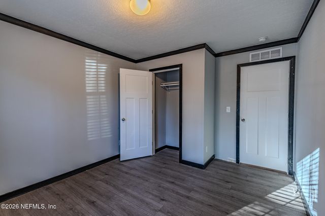 541746 LEM TURNER Road, Callahan, FL 32011