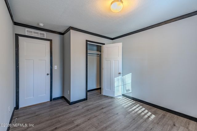 541746 LEM TURNER Road, Callahan, FL 32011