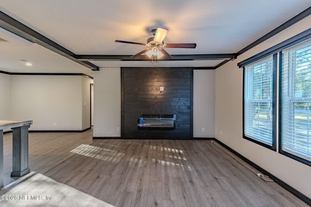 541746 LEM TURNER Road, Callahan, FL 32011