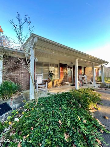 153 Balsam Road, Jacksonville, NC 28546