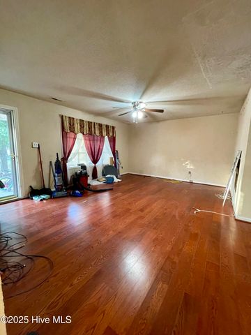 153 Balsam Road, Jacksonville, NC 28546