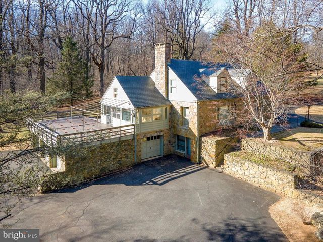 32843 MOUNT WEATHER RD, Bluemont, VA 20135