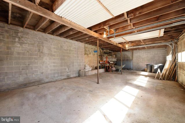 32843 MOUNT WEATHER RD, Bluemont, VA 20135