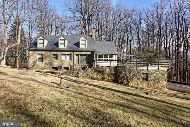 32843 MOUNT WEATHER RD, Bluemont, VA 20135