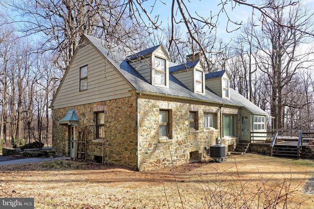 32843 MOUNT WEATHER RD, Bluemont, VA 20135
