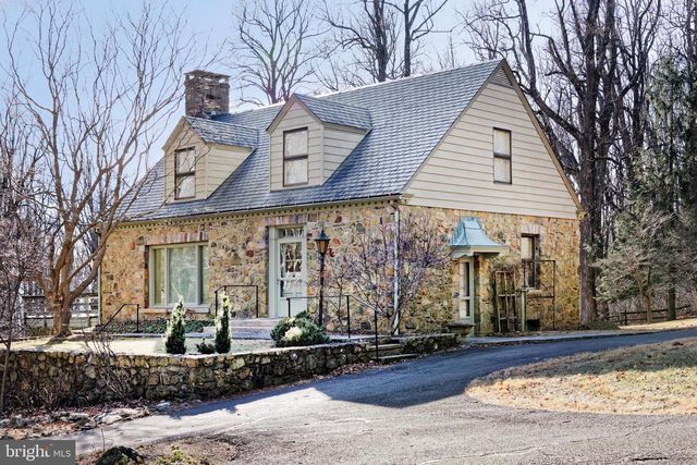 32843 MOUNT WEATHER RD, Bluemont, VA 20135