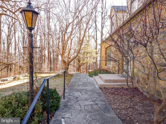 32843 MOUNT WEATHER RD, Bluemont, VA 20135