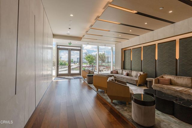 889 Francisco Street 802, Los Angeles, CA 90017