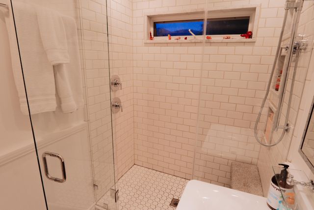 541 Redwood Road, Whitethorn, CA 95589