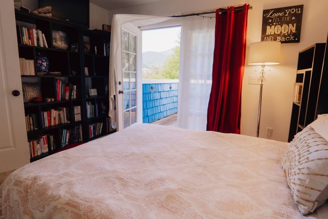 541 Redwood Road, Whitethorn, CA 95589