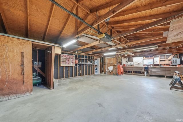 3724 W Yoder Road, Yoder, IN 46798