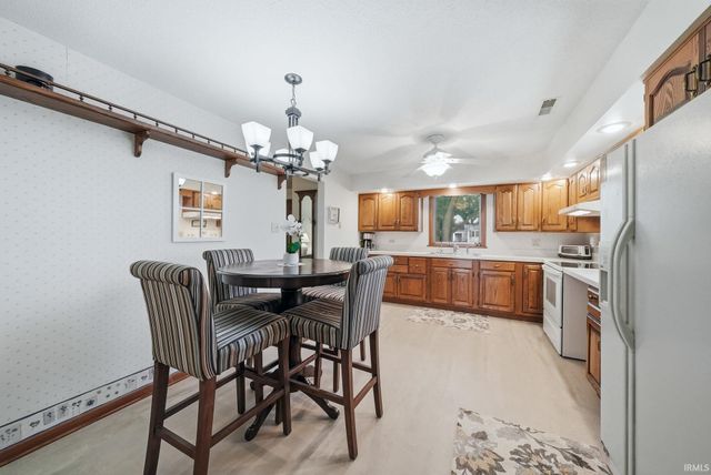 3724 W Yoder Road, Yoder, IN 46798
