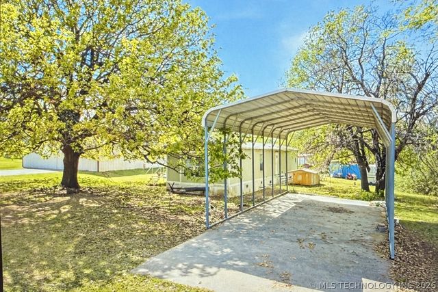 108360 Starboard Drive, Checotah, OK 74426