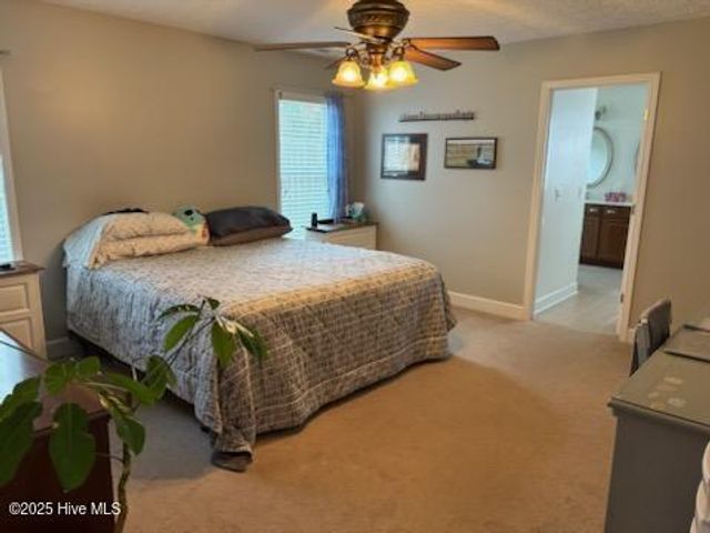 8589 Old Forest Drive NE, Leland, NC 28451