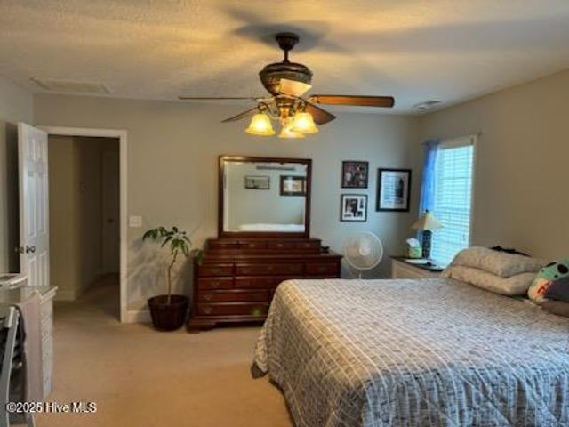 8589 Old Forest Drive NE, Leland, NC 28451