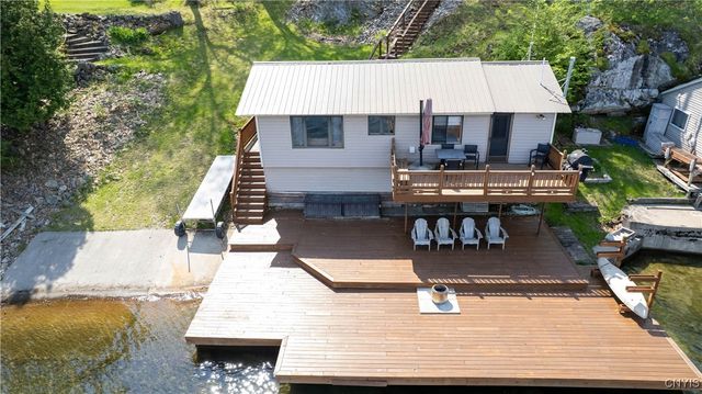 556 West Shore, Macomb, NY 13646