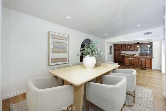 7333 Via Rio Nido, Downey, CA 90241