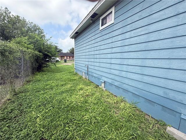 2206 Nueces Street, Mission, TX 78572