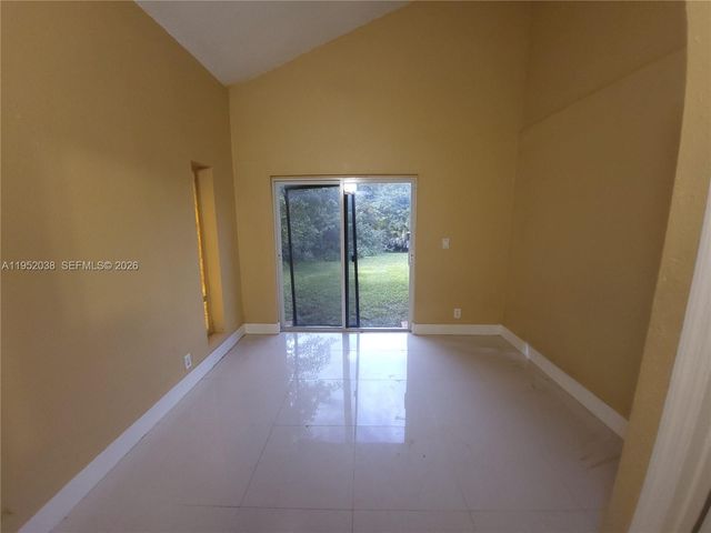 2221 NW 55th Ter 2221, Lauderhill, FL 33313