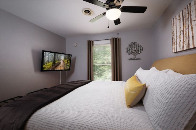 456 Patterson Ln, Gatlinburg, TN 37738