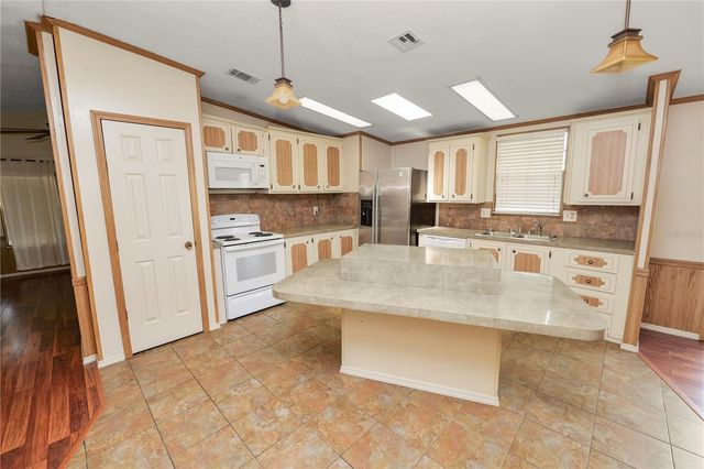 2082 THELMA DRIVE, Lake Alfred, FL 33850