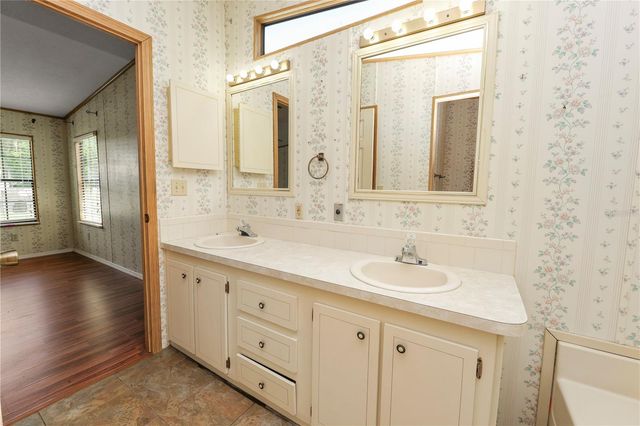 2082 THELMA DRIVE, Lake Alfred, FL 33850