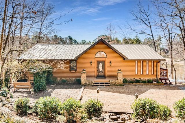 555 Rainbow Lake Drive, Dawsonville, GA 30534