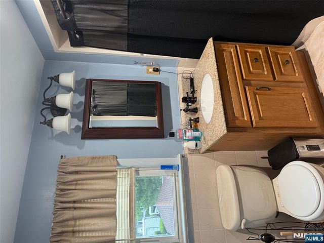 431 Sussex Road, Wood Ridge, NJ 07075