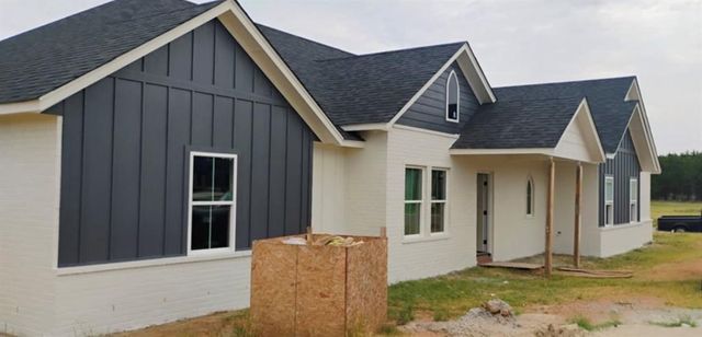 4600 Red Bird Road, Shawnee, OK 74804