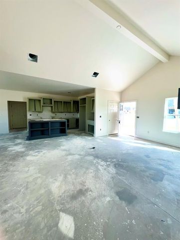 4600 Red Bird Road, Shawnee, OK 74804