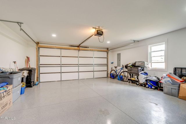 5920 Snapps Ferry Road, Afton, TN 37616