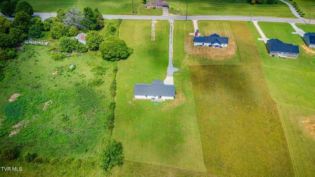 5920 Snapps Ferry Road, Afton, TN 37616