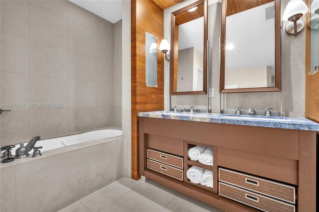 6799 Collins Ave 309, Miami Beach, FL 33141