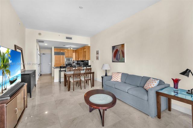 6799 Collins Ave 309, Miami Beach, FL 33141