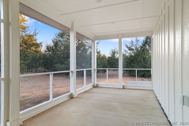 63 Deerfield Road, Colbert, OK 74733