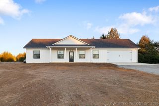63 Deerfield Road, Colbert, OK 74733