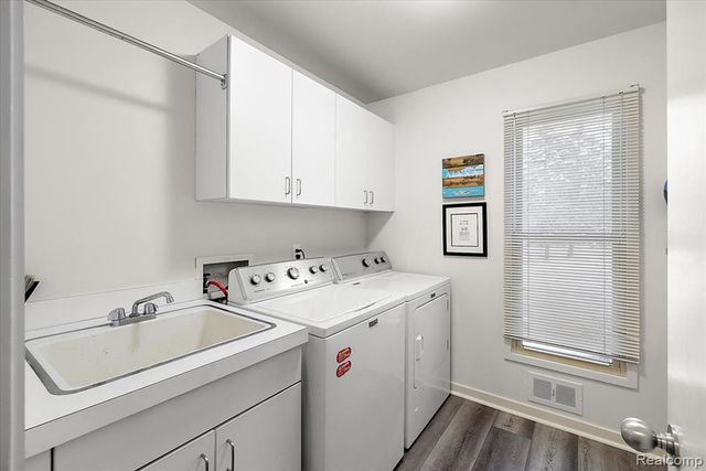 4539 Middleton Court, West Bloomfield, MI 48323