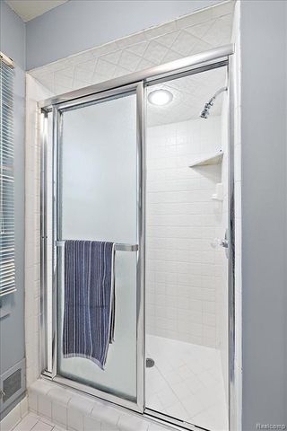 4539 Middleton Court, West Bloomfield, MI 48323