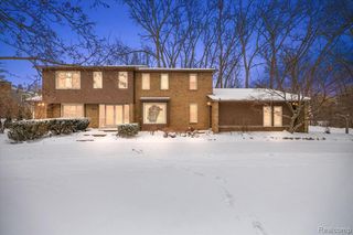 4539 Middleton Court, West Bloomfield, MI 48323