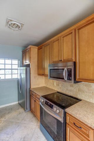 328 E Jasmine Drive, Lake Park, FL 33403