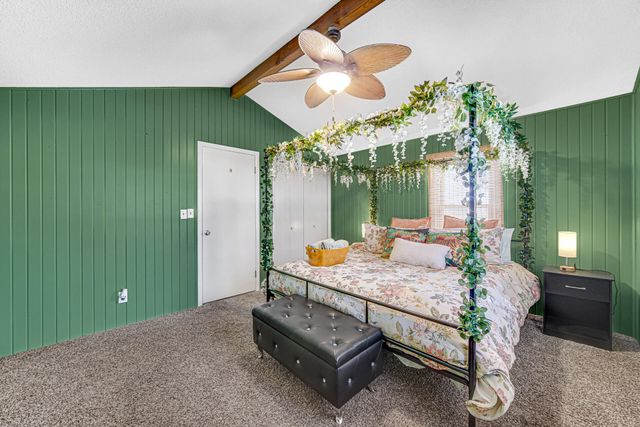 5027 E Woodland Drive, Knox, IN 46534