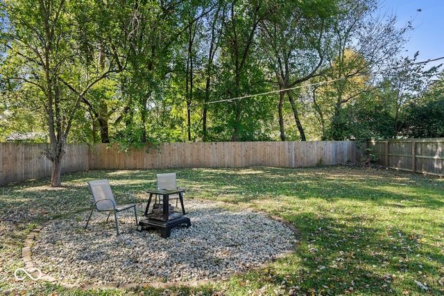 5220 Sunny Meade Lane, Indianapolis, IN 46208