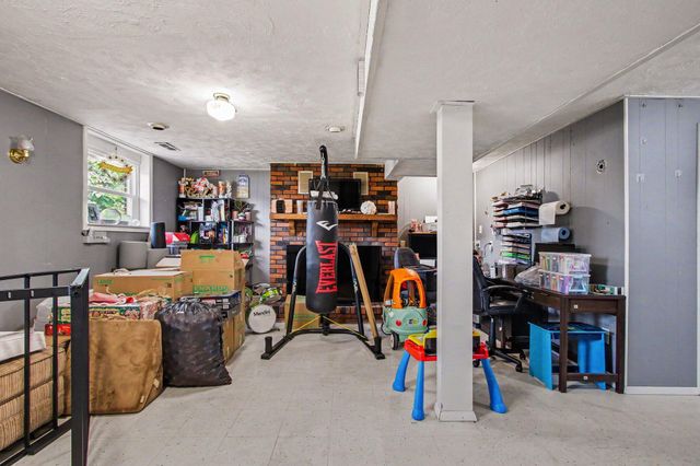 7331 W 83rd Lane, Crown Point, IN 46307