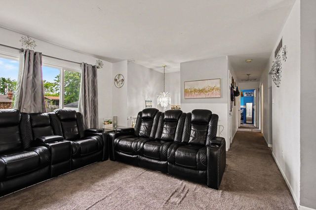 7331 W 83rd Lane, Crown Point, IN 46307