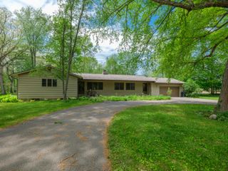 726 Sycamore Bend, Gun Plain Twp, MI 49080