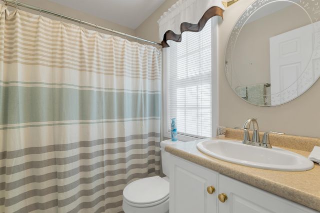 59 Nestledown Dr Unit C, Laconia, NH 03246