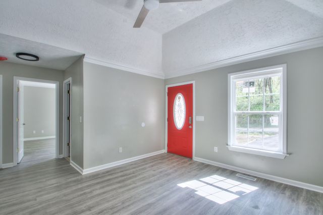 2821 Old Matthews Rd, Nashville, TN 37207